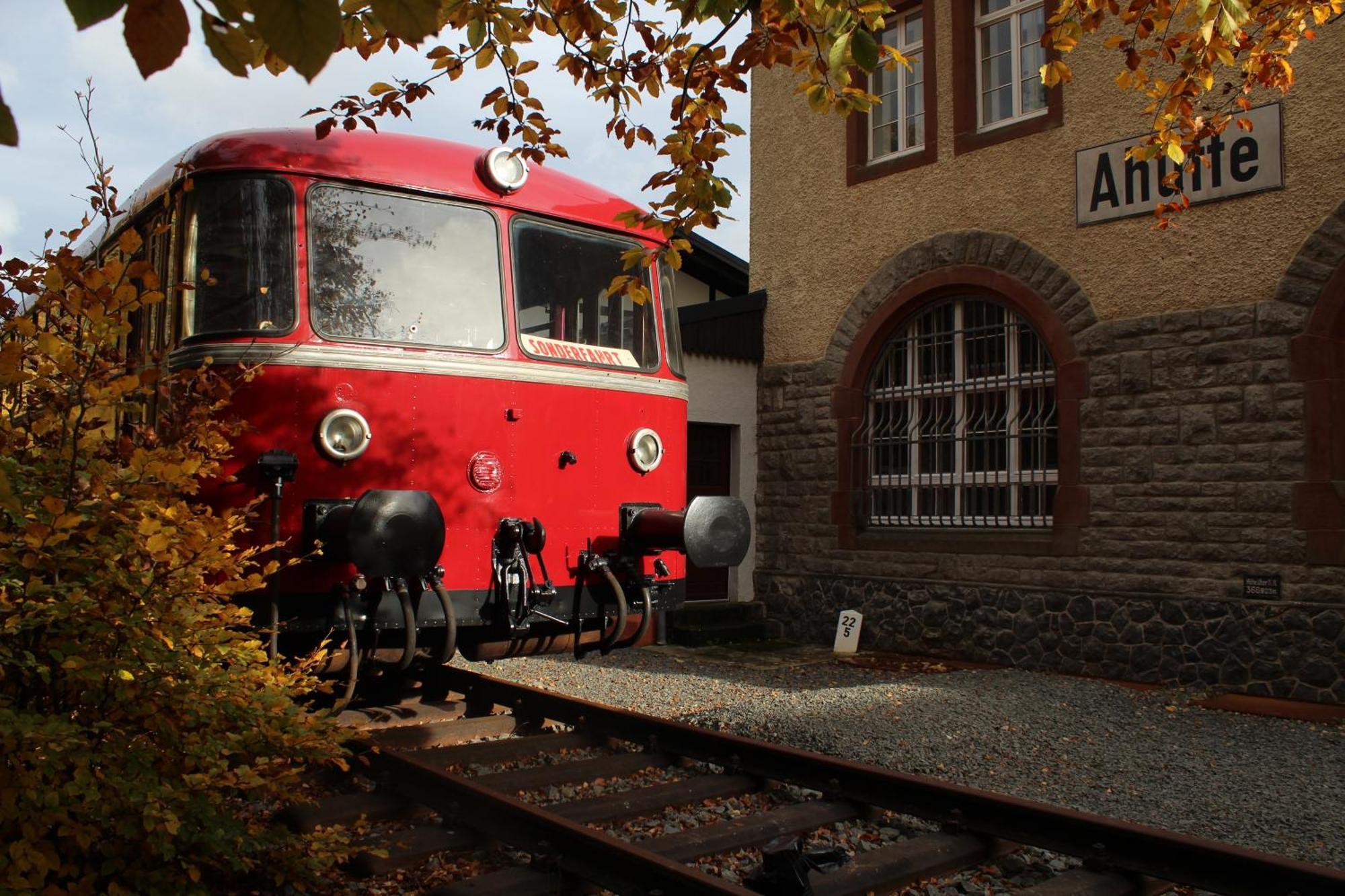 Готель Museumsbahnhof Ahuette Uxheim Екстер'єр фото